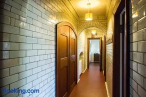 Butlers Quarters Apartment - Image 5