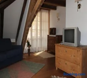 Hubengut Apartments - Image 1