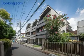 Shinjuku 'The Wizard of Oz' Villa - Image 3