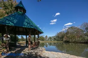 Scenic Stillwater Retreat - Image 1