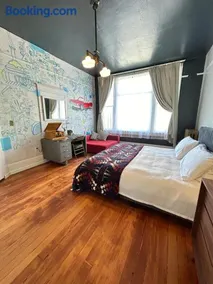 The Columbia Hotel - Image 2