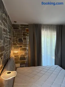 ANEMÉLIA stone suites - Sea & Mountain View - Image 3