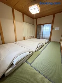 Rise's House - Image 3