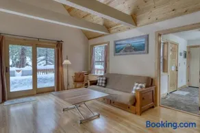 Snowpeak Chalet in Tahoe Donner - Image 4