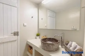 Bonatsa House - Image 3
