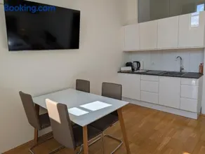 Beautiful Studio apartment for 2 people with parking - Image 5