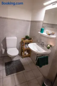 Apartamento apto para niños con jardín, barbacoa y terraza - Image 2