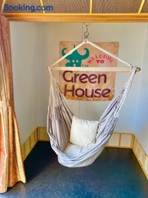 Green Houseグリーンハウス -Gas Dryer Available- - Image 3
