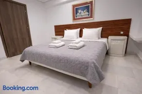 Athens Supreme Rooms No4 - Image 2