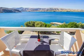 Galapagus privat beach & boat dock - Image 4