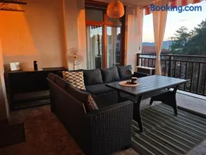 Lavender Apartment - Image 2