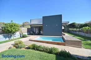 Schinias beach villa 2 - Image 4