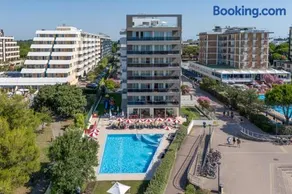 ApartHotel Panorama Beach - Image 2