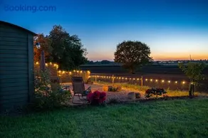 Fotheringhay Glamping - Image 5