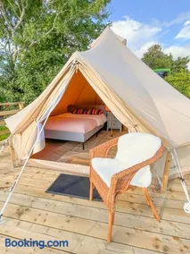Greystones Glamping - Tent 4 - Image 2