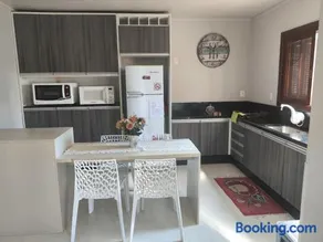 Casa Completa Ótima Localização Vale dos Vinhedos - Image 3