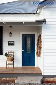Vintners Lodge - Image 2