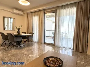 Panorama Serenity Suites - Image 3