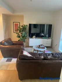 Super-Cute 2/2 apartment in Santa Monica with free parking - Image 3