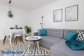 Family apartment with balcony Warszawska Gdynia by Noclegi Renters - Image 5