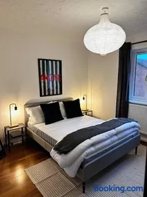 Cosy 2-bedroom house in a great location - Image 2