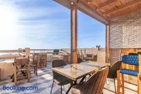 Tifawine Stay Guest House Social Stay and Oceanview Rooms - Image 2
