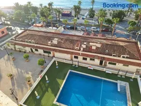 Apartamento frente al mar totalmente reformado - Image 2