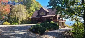 Trinity Lodge - Image 2