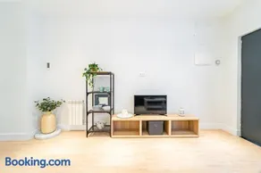 EdSam Madrid Apartments White - Image 3