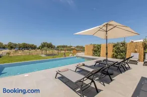 Myrtle Villa - Image 4