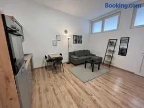 Apartment Central 10C 40qm Wi-Fi free Parking calm back house - Image 2