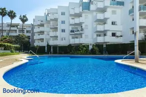NIDO 139 Apartamento con piscina y vistas al canal - Image 2