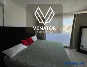 1 VENATOR House Boutique - Image 3