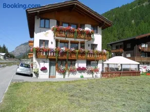 Haus Falke - Image 1