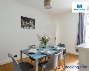 NEW Four Bedroom House By Keysleeps Short Lets Workington Contractor Leisure Beach Location Lake District - Image 2