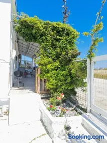 Livadi house - Image 2