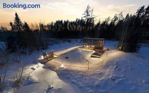 Ojasaarõ Glass Spa Villa with Sauna & Hot Tub - Image 4
