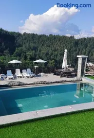 Leshtenski Rai Guest House - Image 5