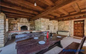 One-Bedroom Holiday Home In Labin - Image 3