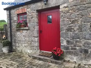 Minnie’s Cottage - Image 3