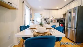 5BR & 4BA Lovely House with Beautiful Backyard in VA - Image 4