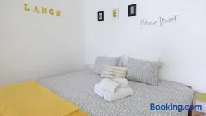D Wan Guest House - Image 2