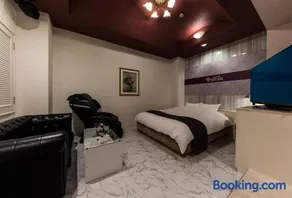 HOTEL ESTASI Adult only - Image 4