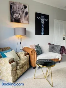 Yours and Theirs Pet Friendly Accommodation - Image 3