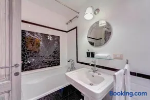 Cinque Scole Apartment - Image 1