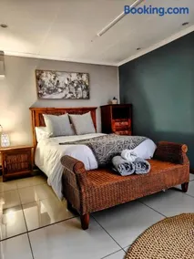 Harrismith Country Cottage - Image 1