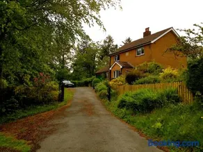 Llys y Coed - Image 1