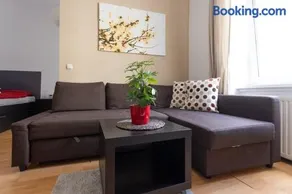 NEW ShalalaLiving Vienna - Cosy Home Meidlinger Markt KG12 - Image 2