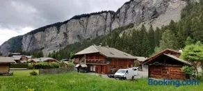 LA JOLIE BERGERE - Image 1