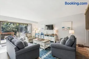1402 South Beach Villa - Image 1